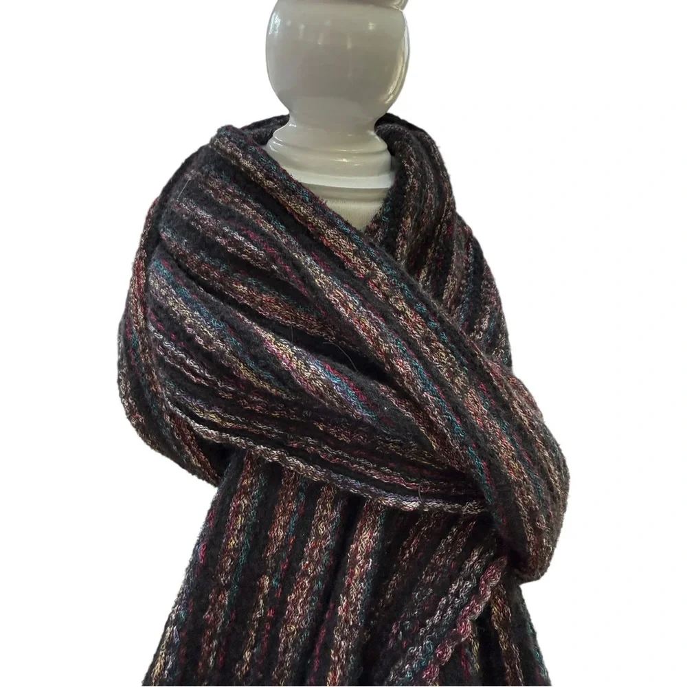 Trendy boutique soft wool